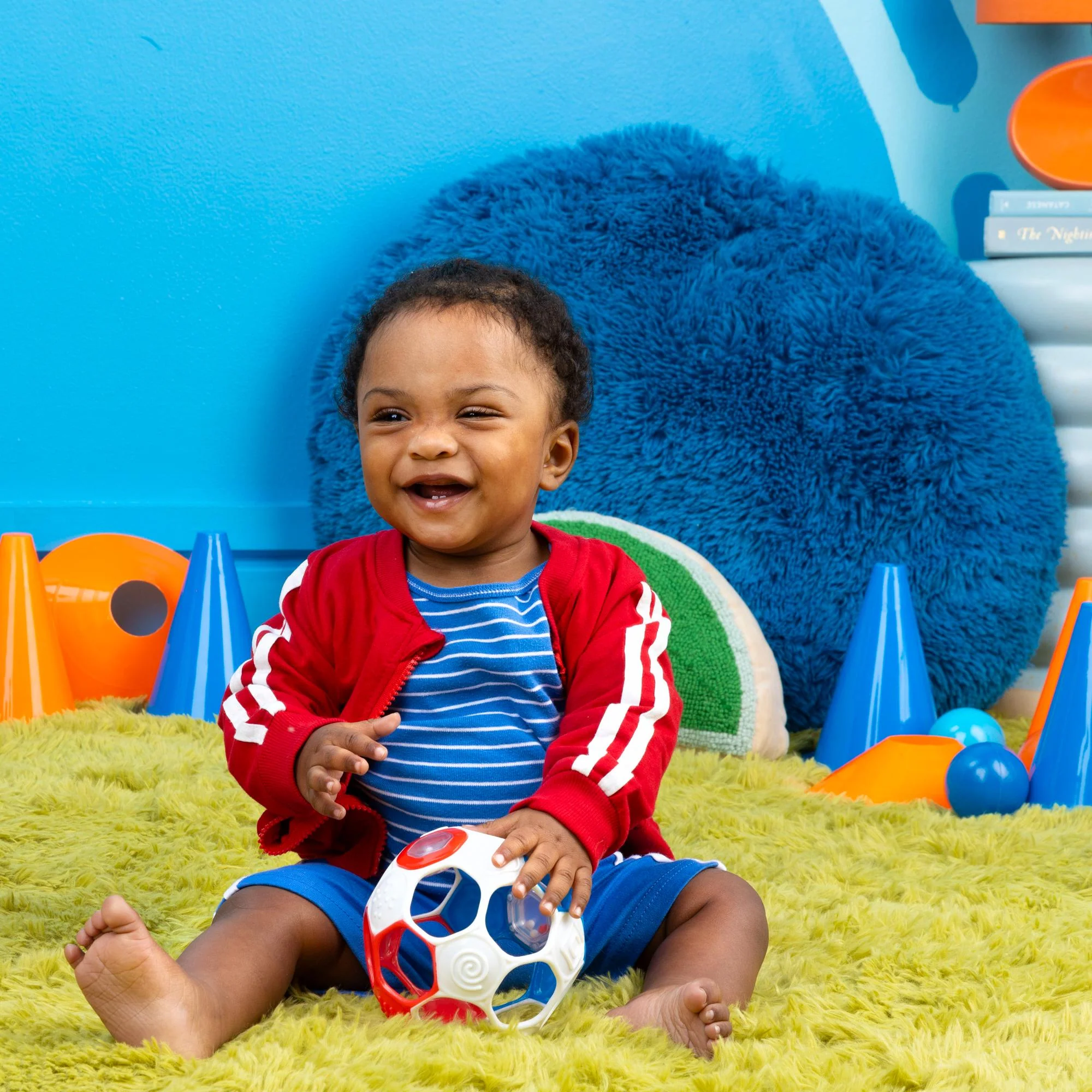 143-bright-starts-oball-soccer-red-white-blue-peg-toy-4.webp Bright Starts Oball Soccer Red, White & Blue Peg Toy