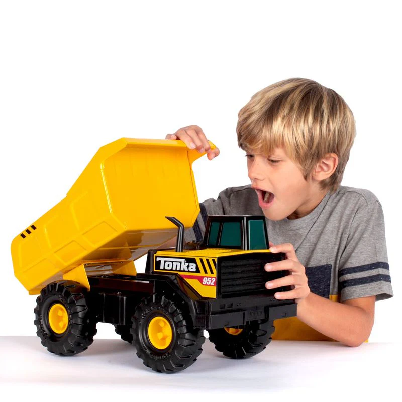 1903-tonka-steel-classics-mighty-dump-truck-5.webp Tonka Steel Classics Mighty Dump Truck