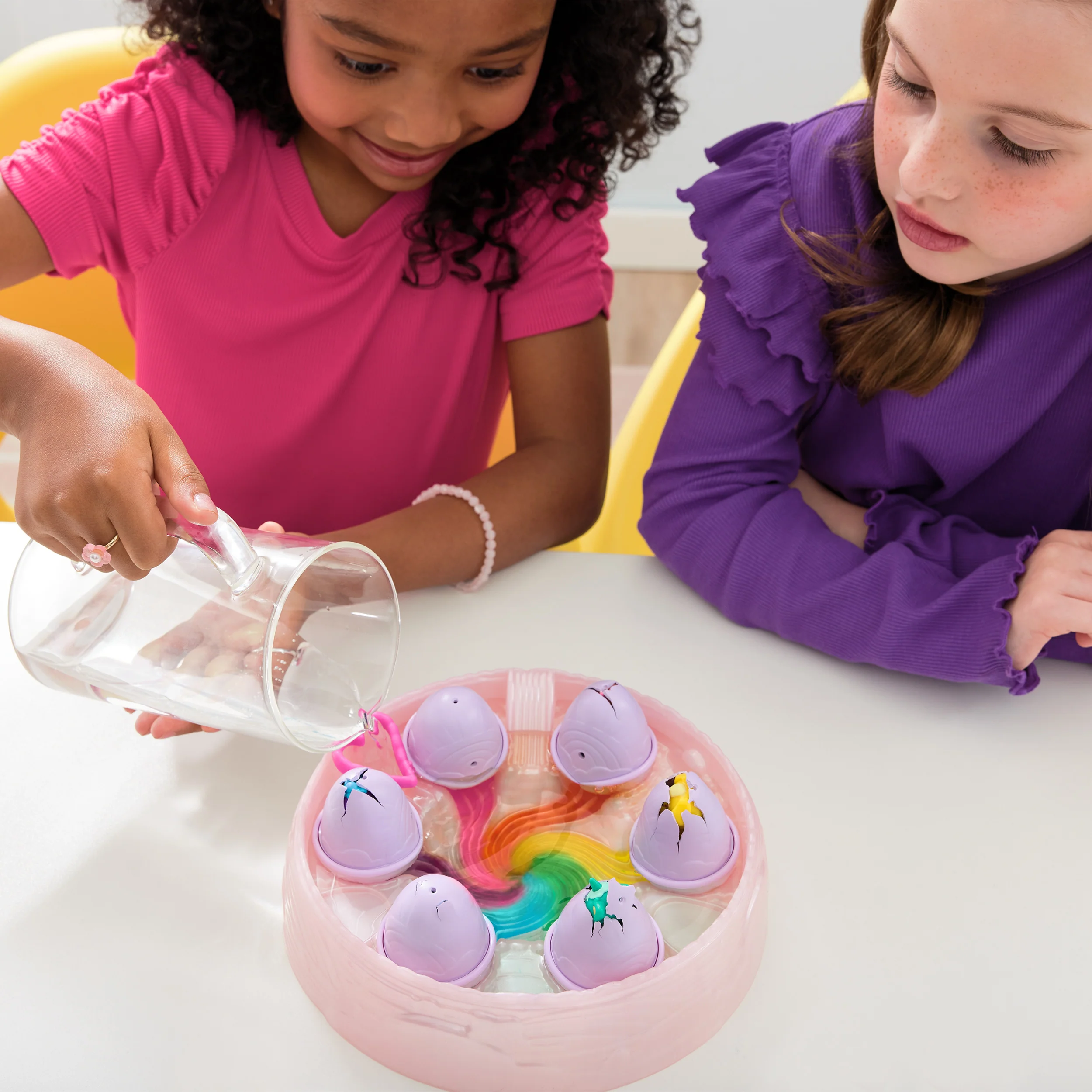400-hatchimals-alive-rainbow-hatchery-6.webp Hatchimals Alive Rainbow Hatchery