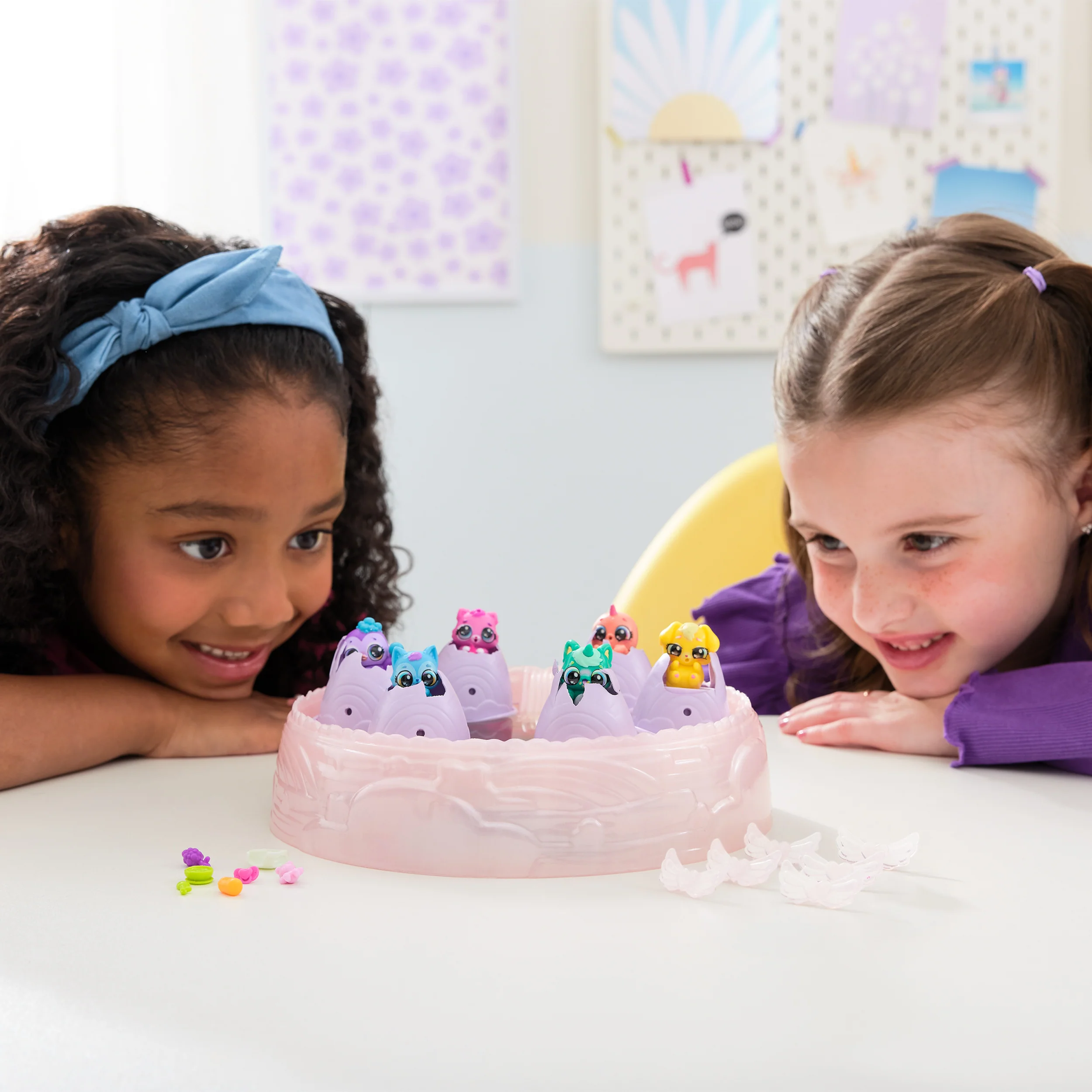 400-hatchimals-alive-rainbow-hatchery-7.webp Hatchimals Alive Rainbow Hatchery