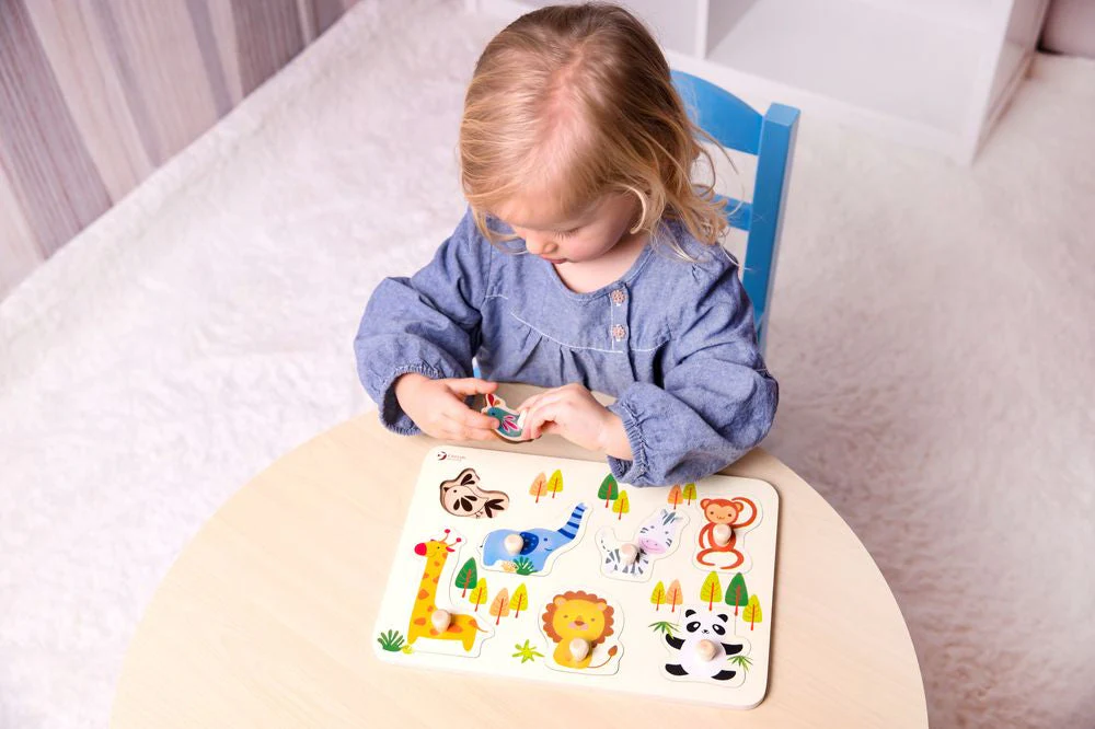 63-classic-world-zoo-puzzle-with-knobs-3.webp Classic World Zoo Puzzle With Knobs