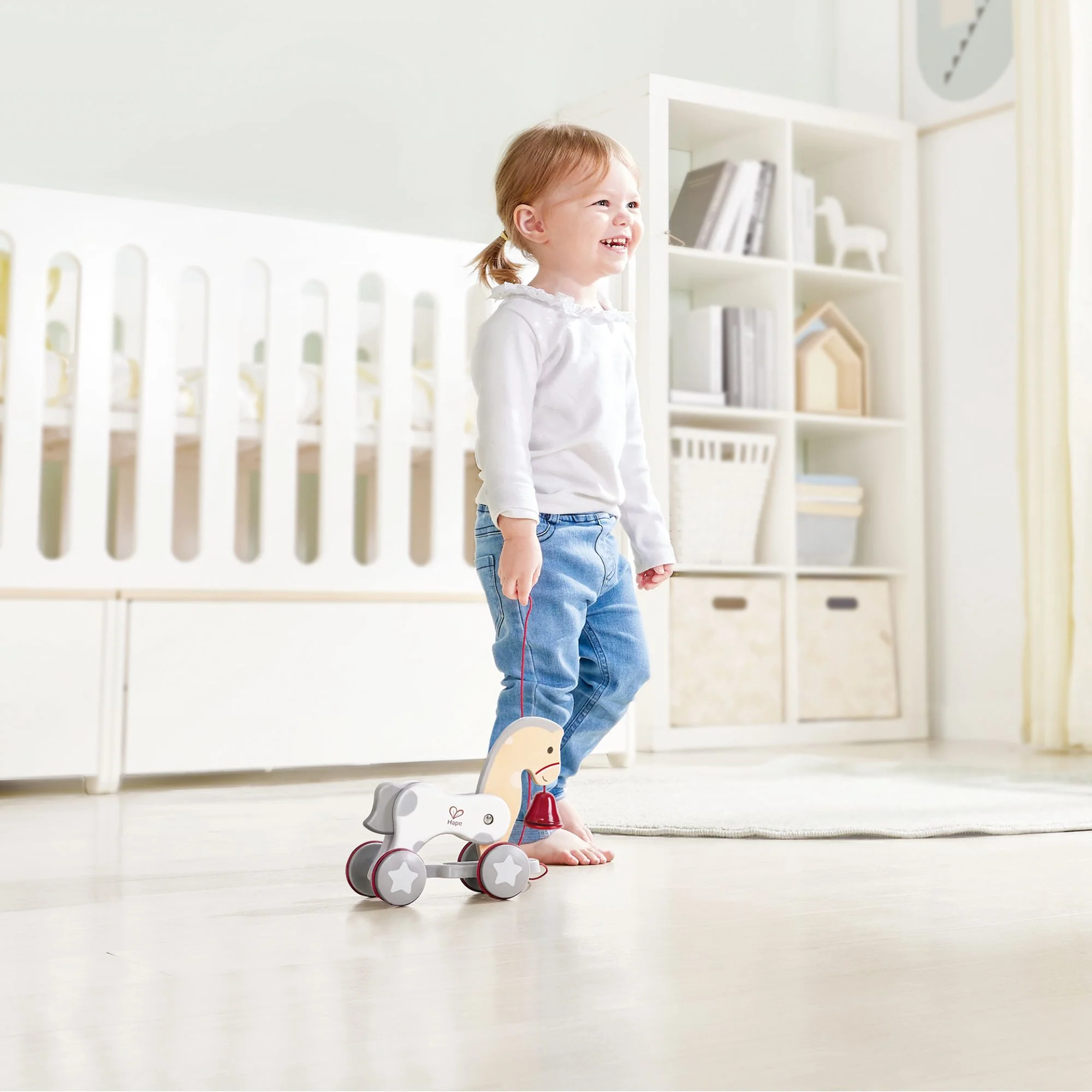 812-hape-pull-along-pony-4.webp Hape Pull Along Pony